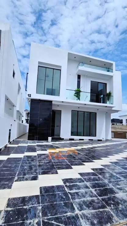 Greenpark Apartments 5