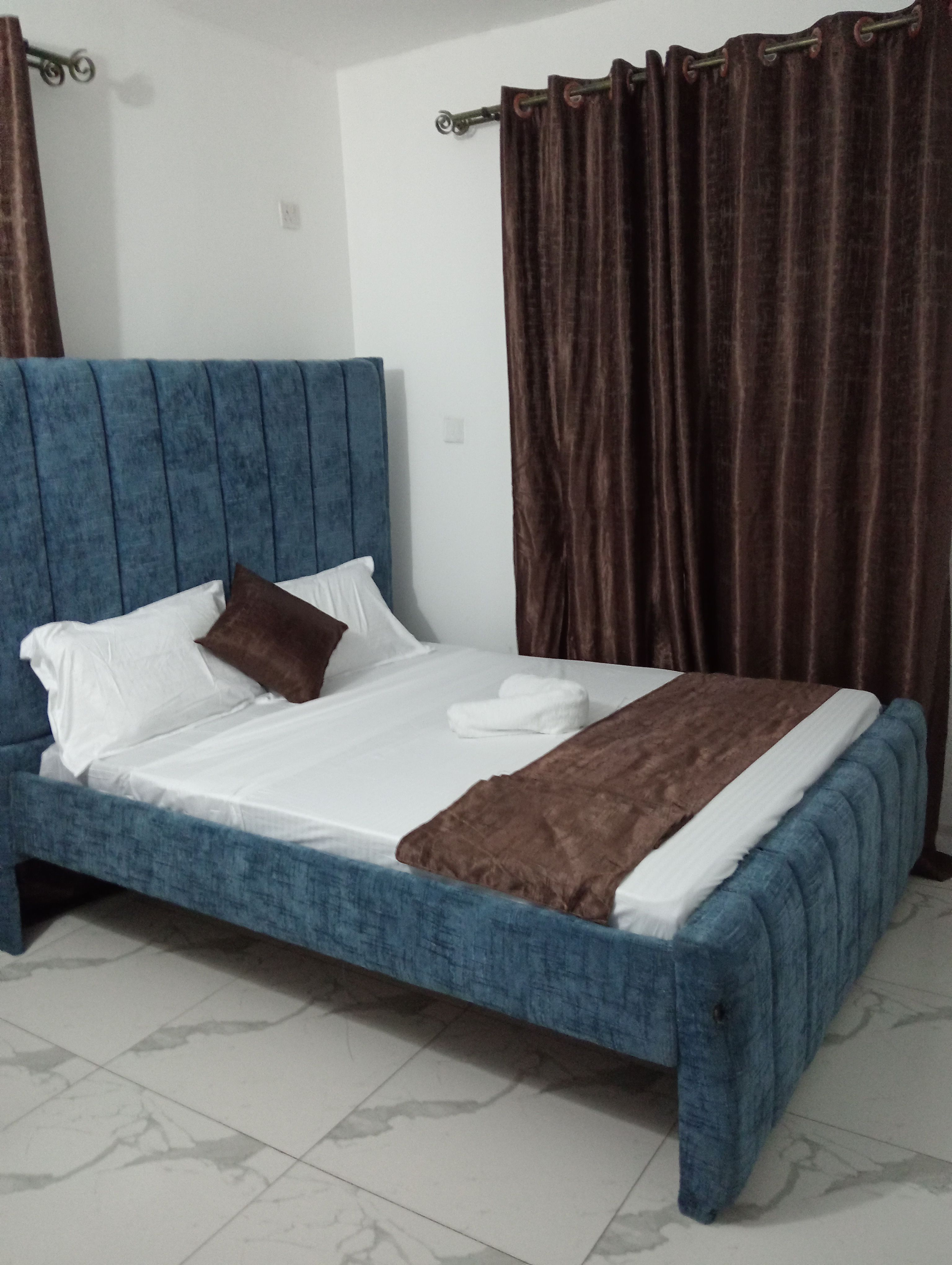 1 bedroom unit in Bamburi with a balcony. 5