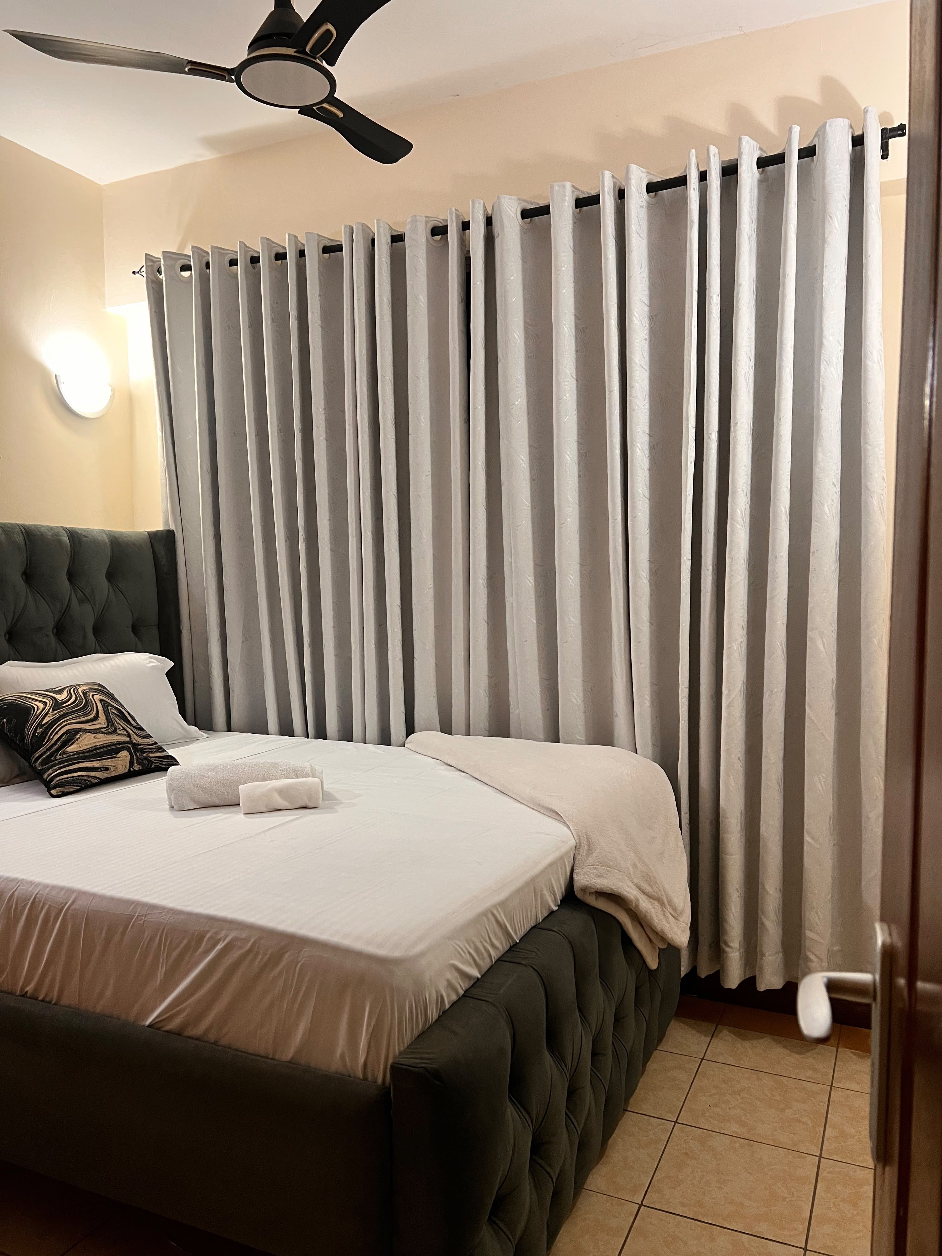 Bahari Peak Suites 3