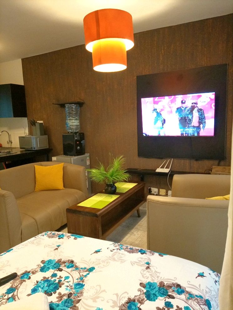 Hellen Realty 5